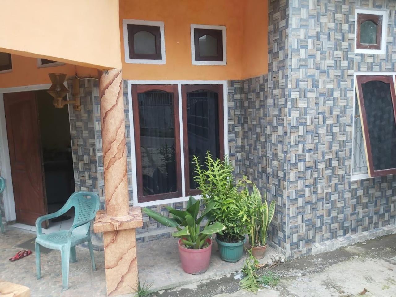 Vernando Homestay