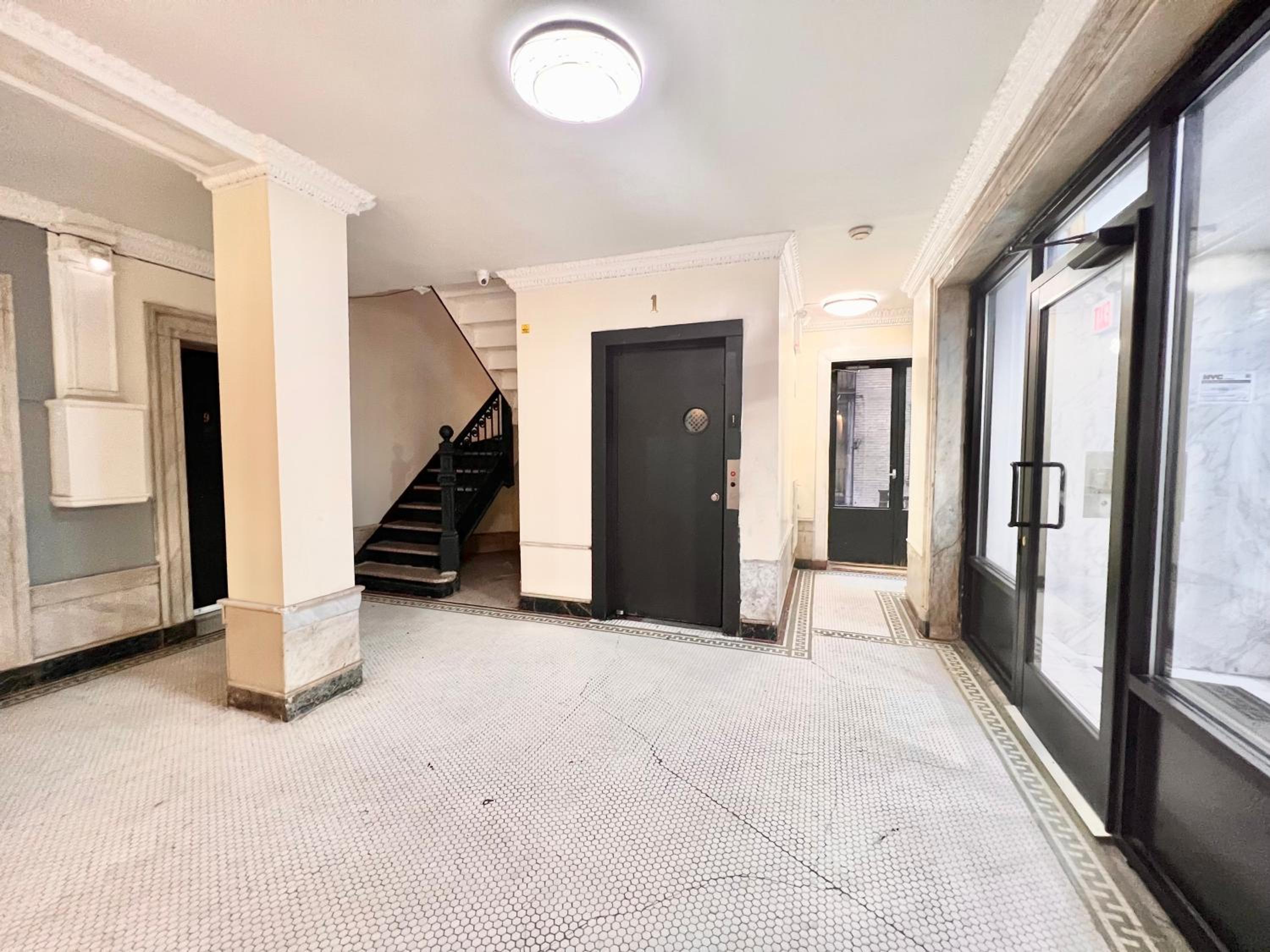Elegant Urban Escape