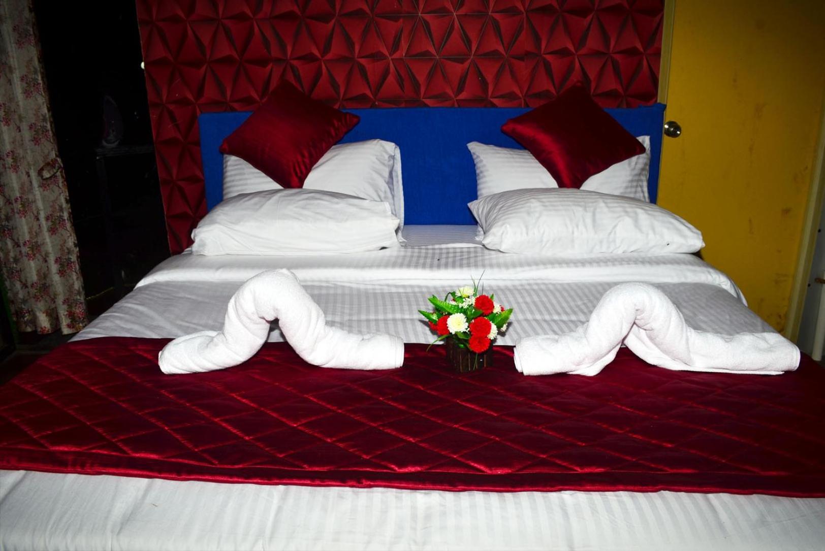 Kodaikanal Luxuries Glamp - Krishna Paradize view 2