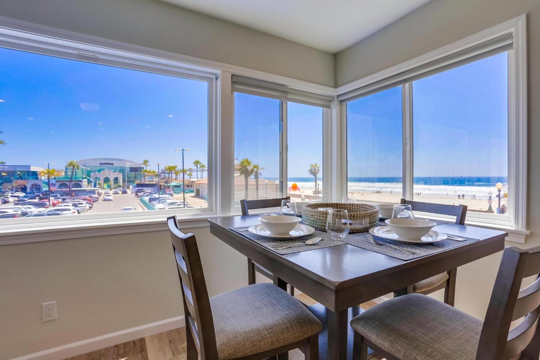 B5323 Mission Beach Sandbar view 5