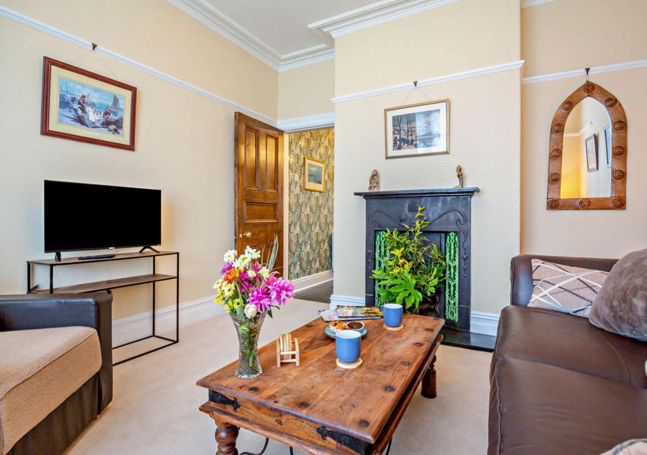 1 Bed in Old Colwyn oc-r29472
