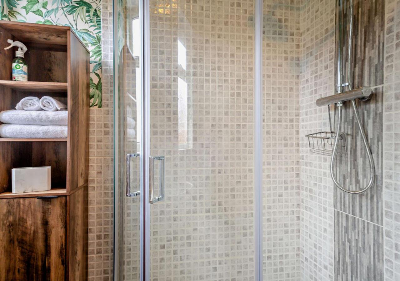 1 Bed in Old Colwyn oc-r29472