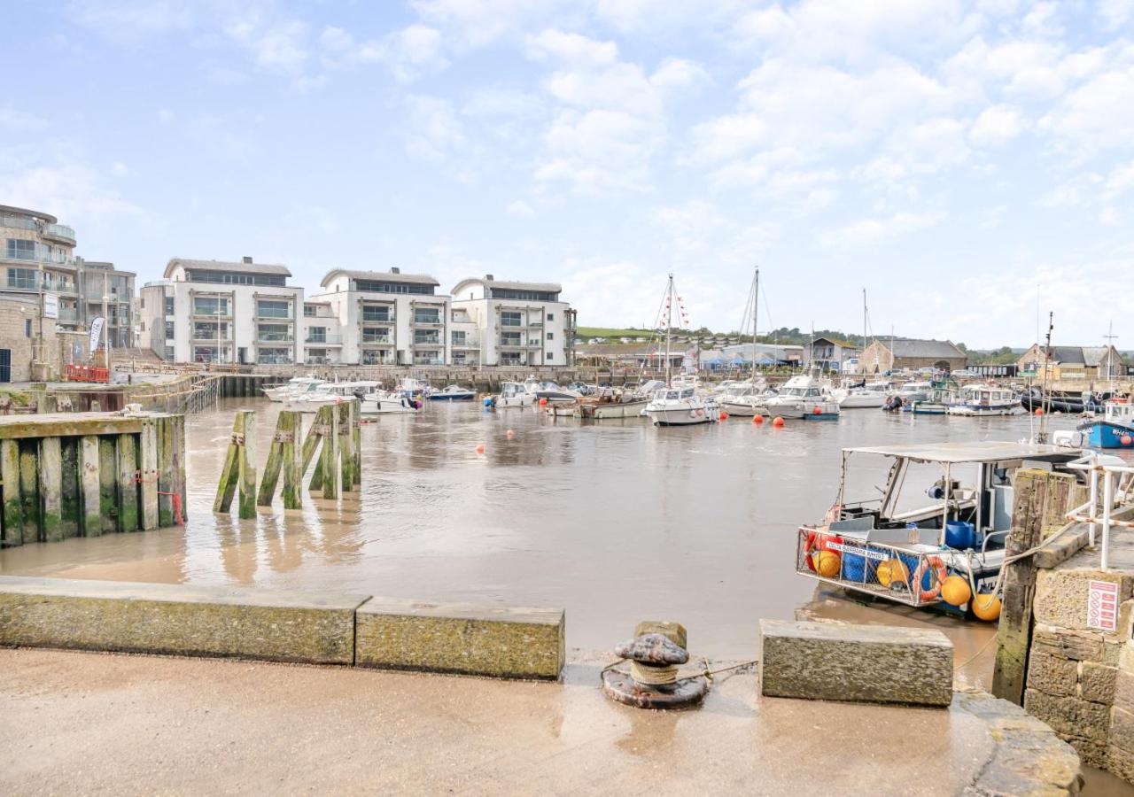 2 Bed in West Bay oc-m29216