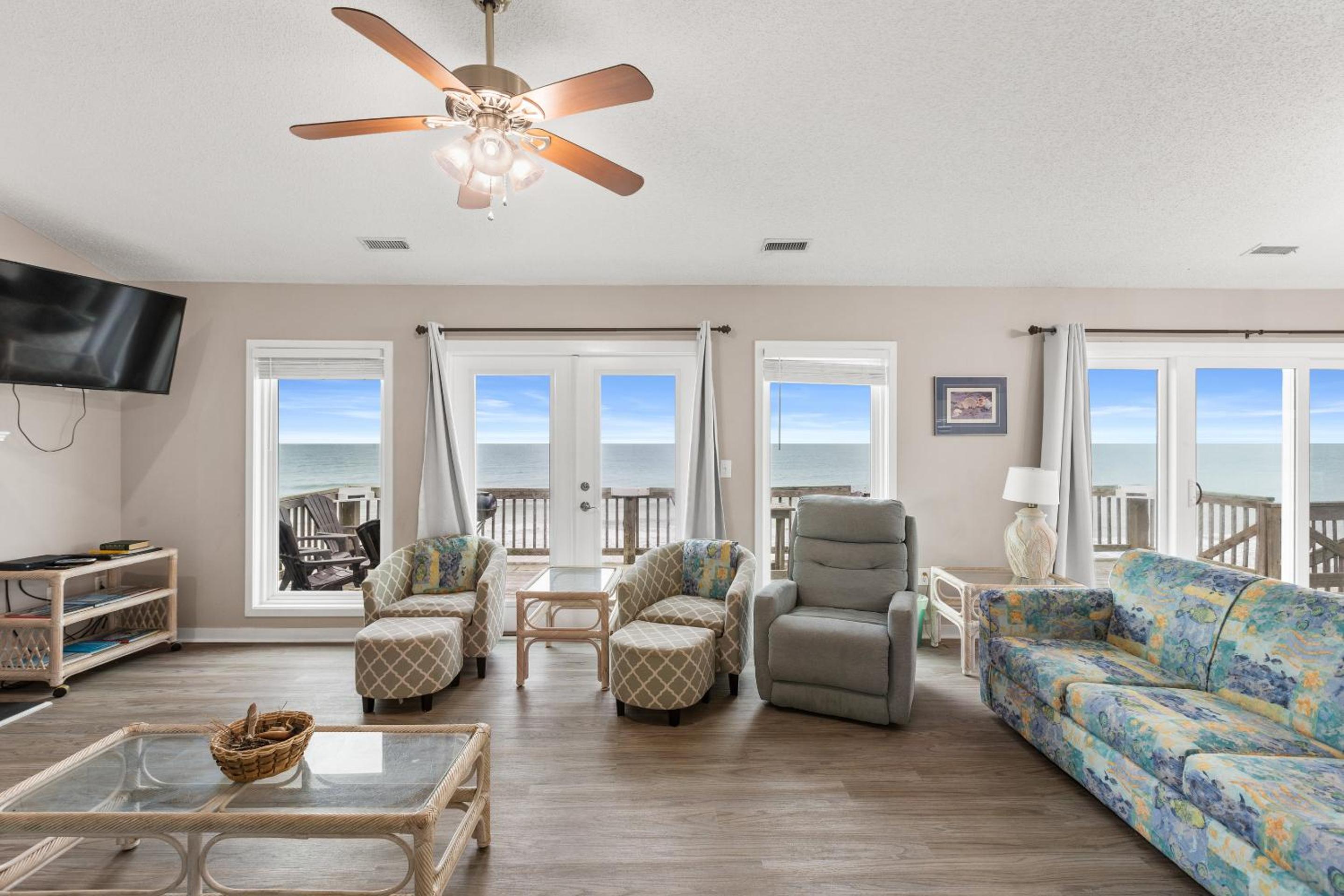Renegade - Oceanfront and Allows Pets! view 2