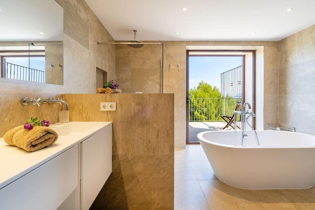 Stunning modern country house