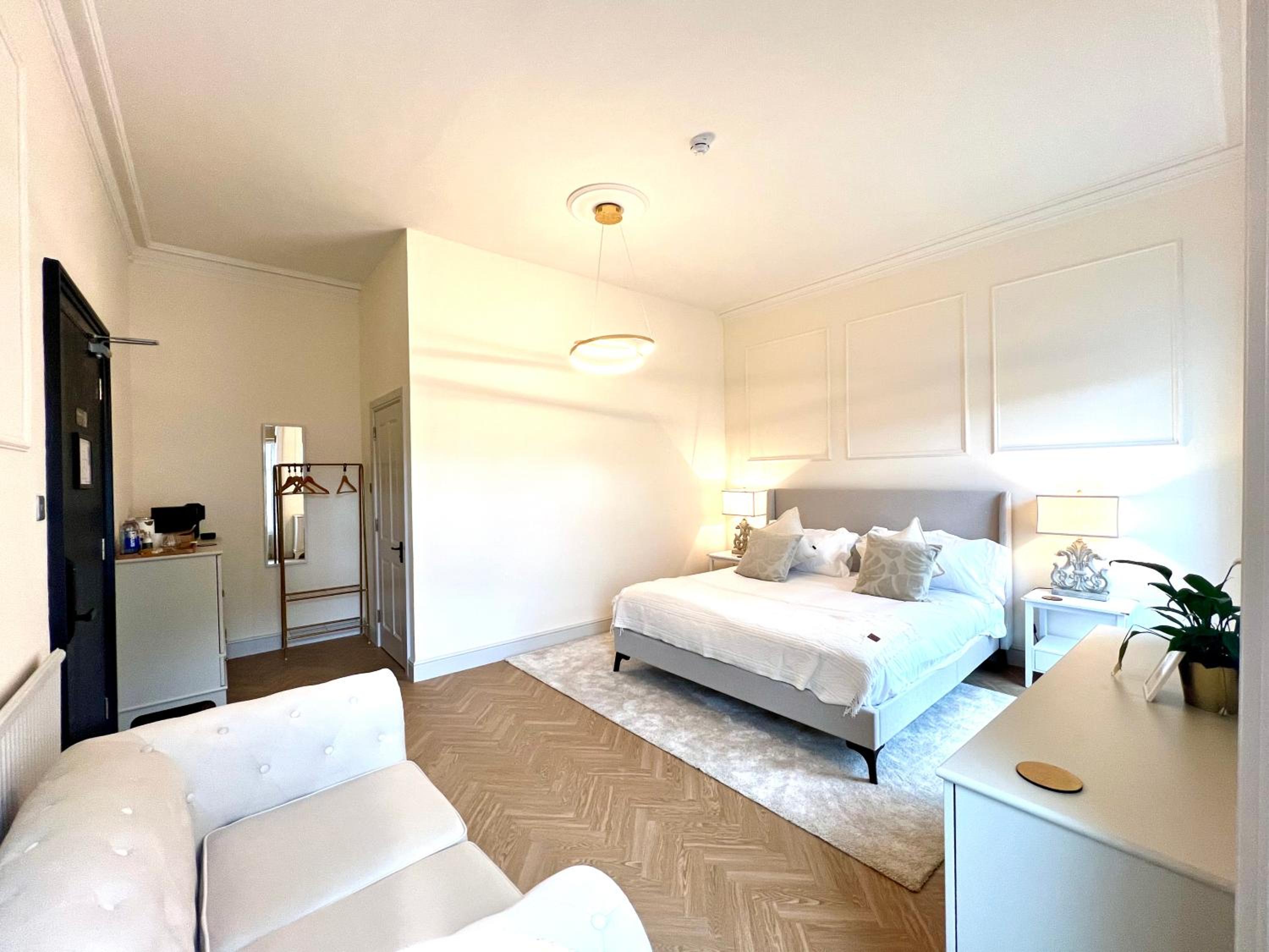 'Blair' in ApartNest Auchterarder view 3