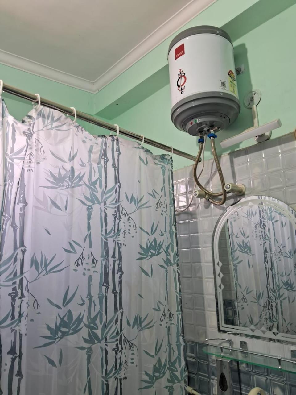 Uttarayana Home Stay