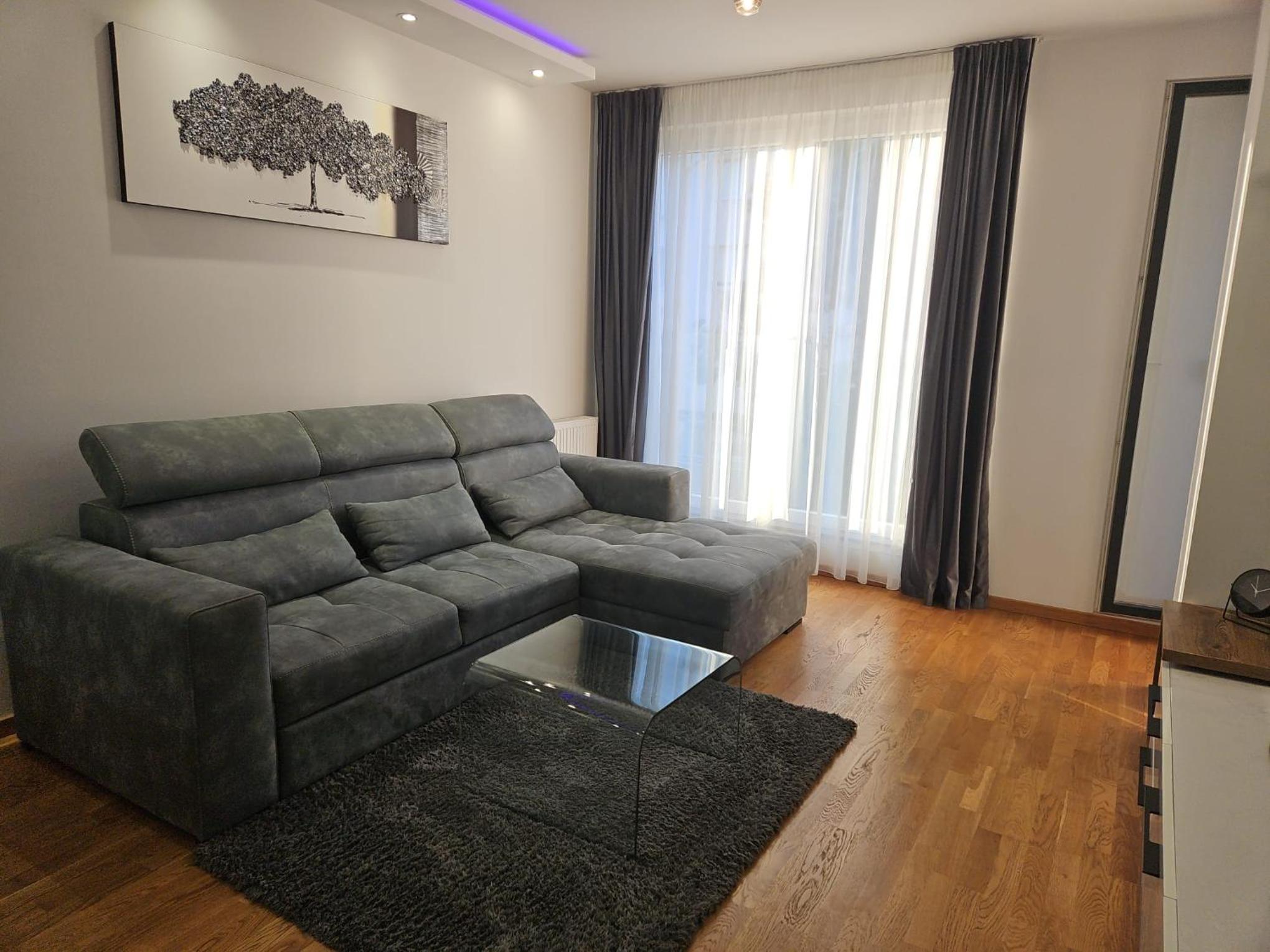 BC Luxury Apartment ARIA & Private Garage & Sunset Terrace view 3