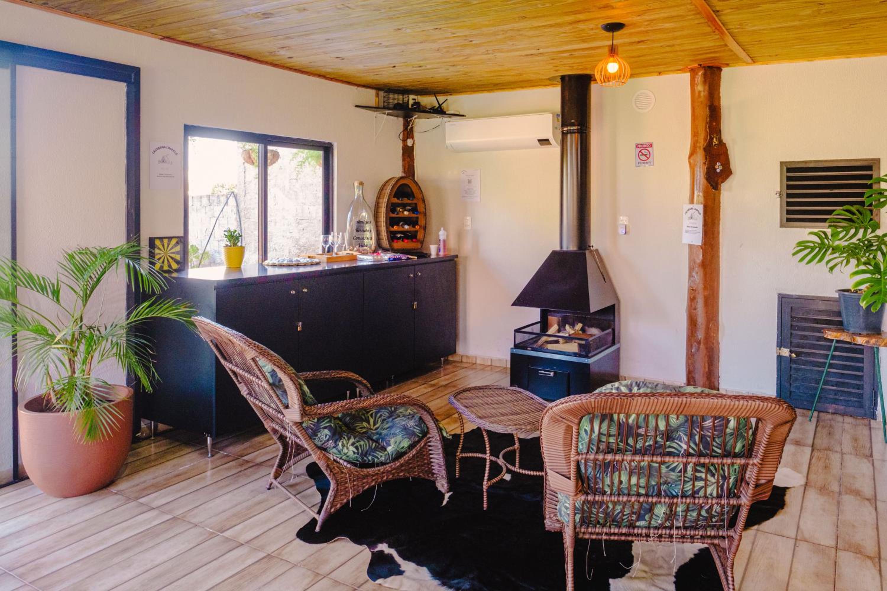 Cabana com Hidro, Lareira e Piscina Privativa