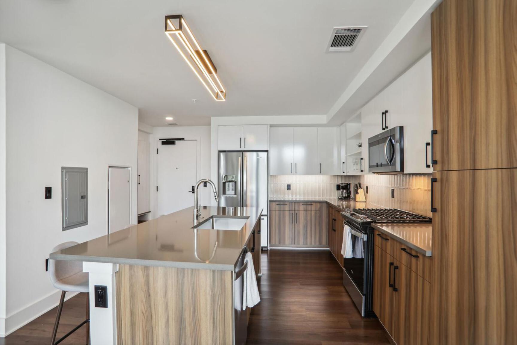 Luxury Midtown Gem view 2