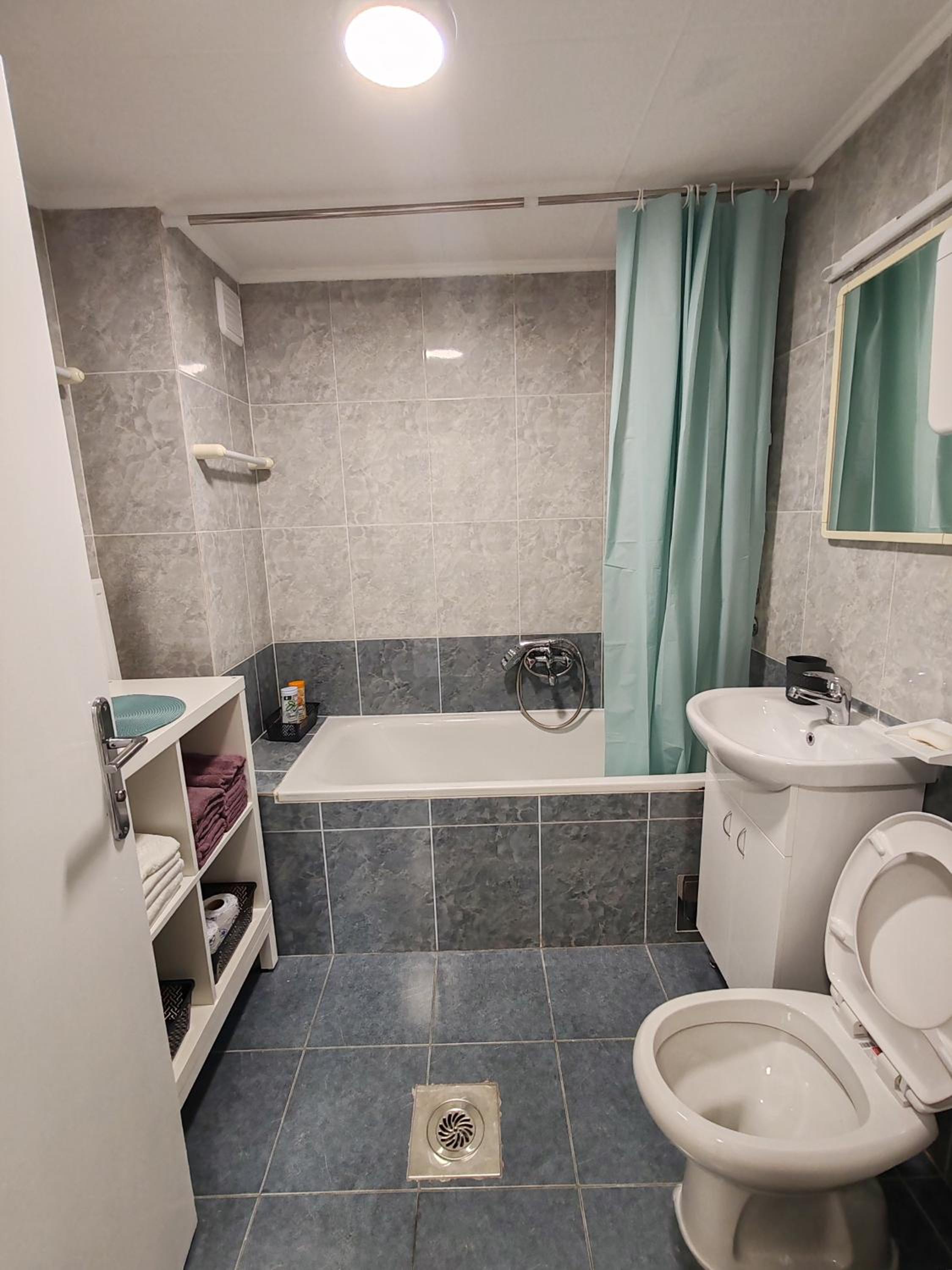 Photo 18
