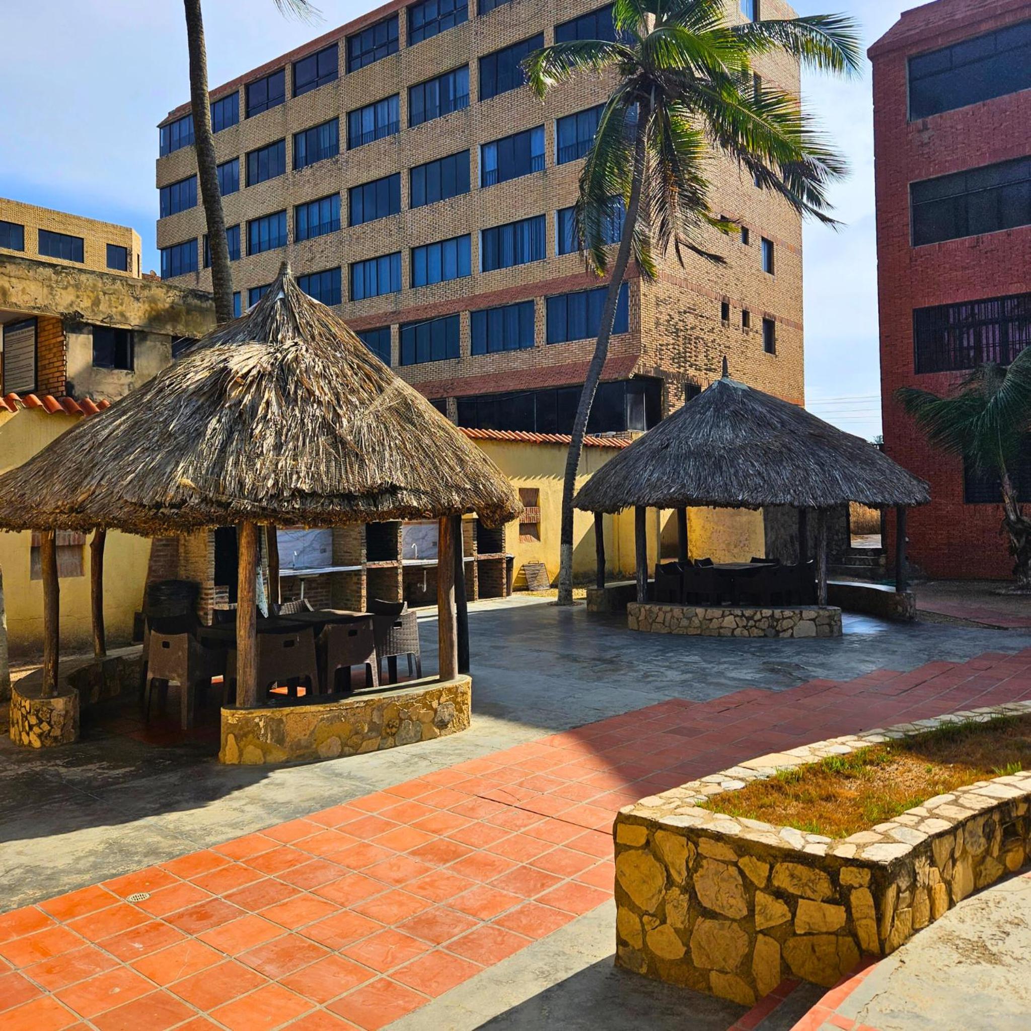 Tucacas, Frente al Mar, Vista 180 Grados, Piscina y Playa Privada view 4