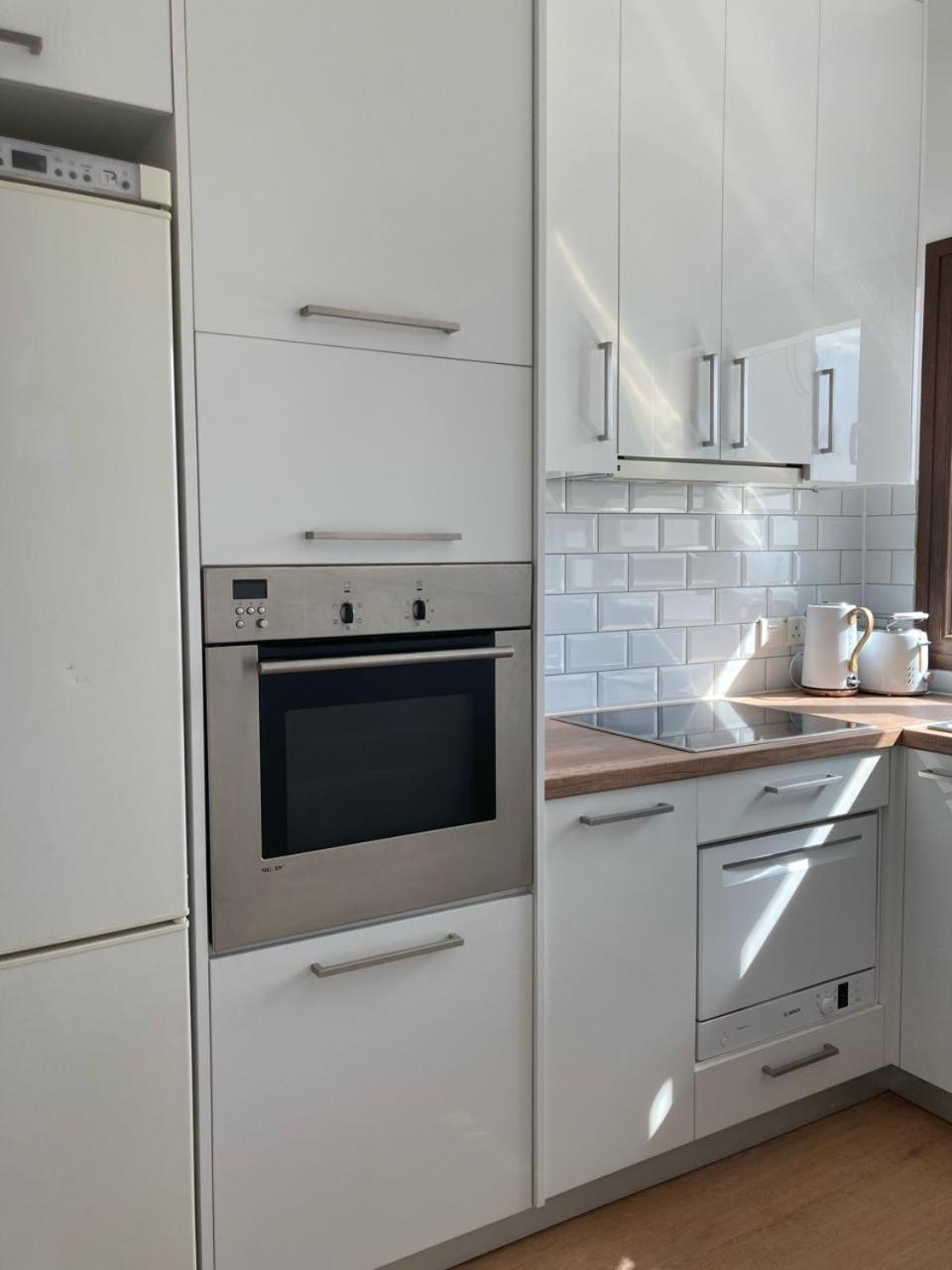 Modern 1 bedroom sea view beach apartment