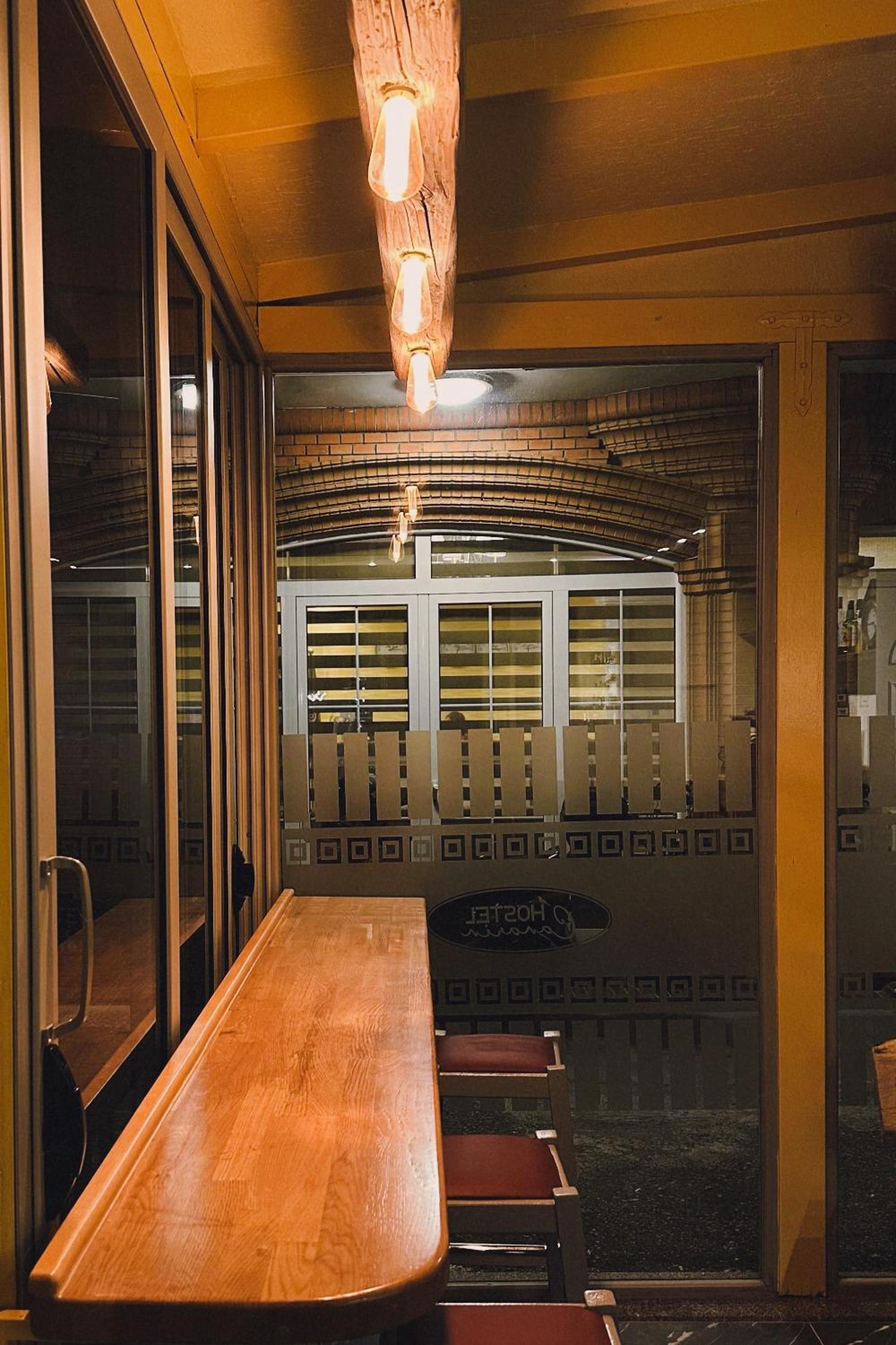 Canarin Hostel