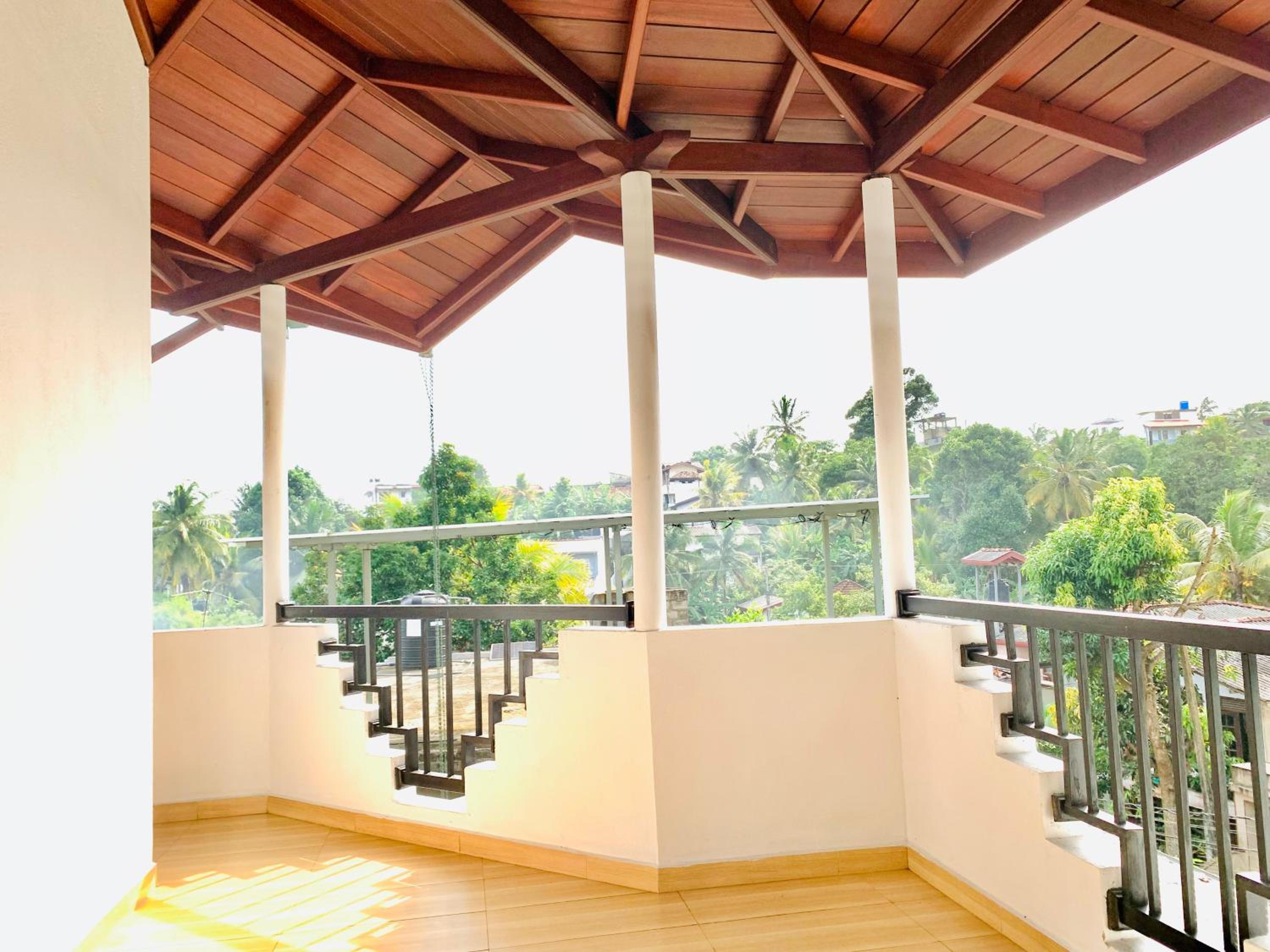 Modern Apartment near Galle Fort, Galle