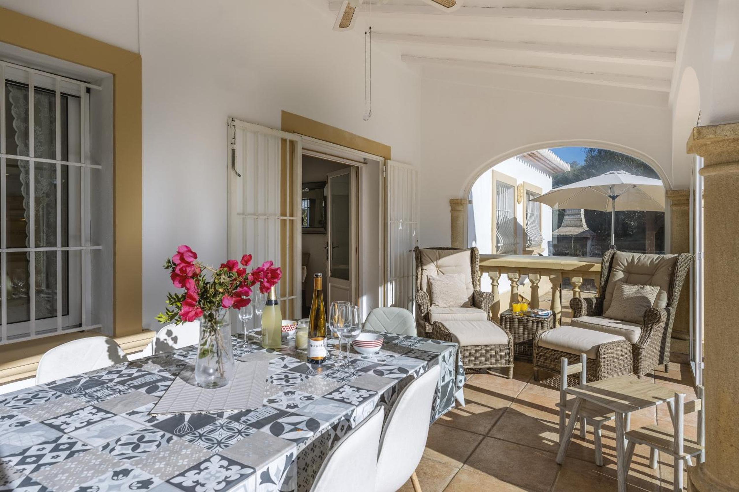 Casa Mitra