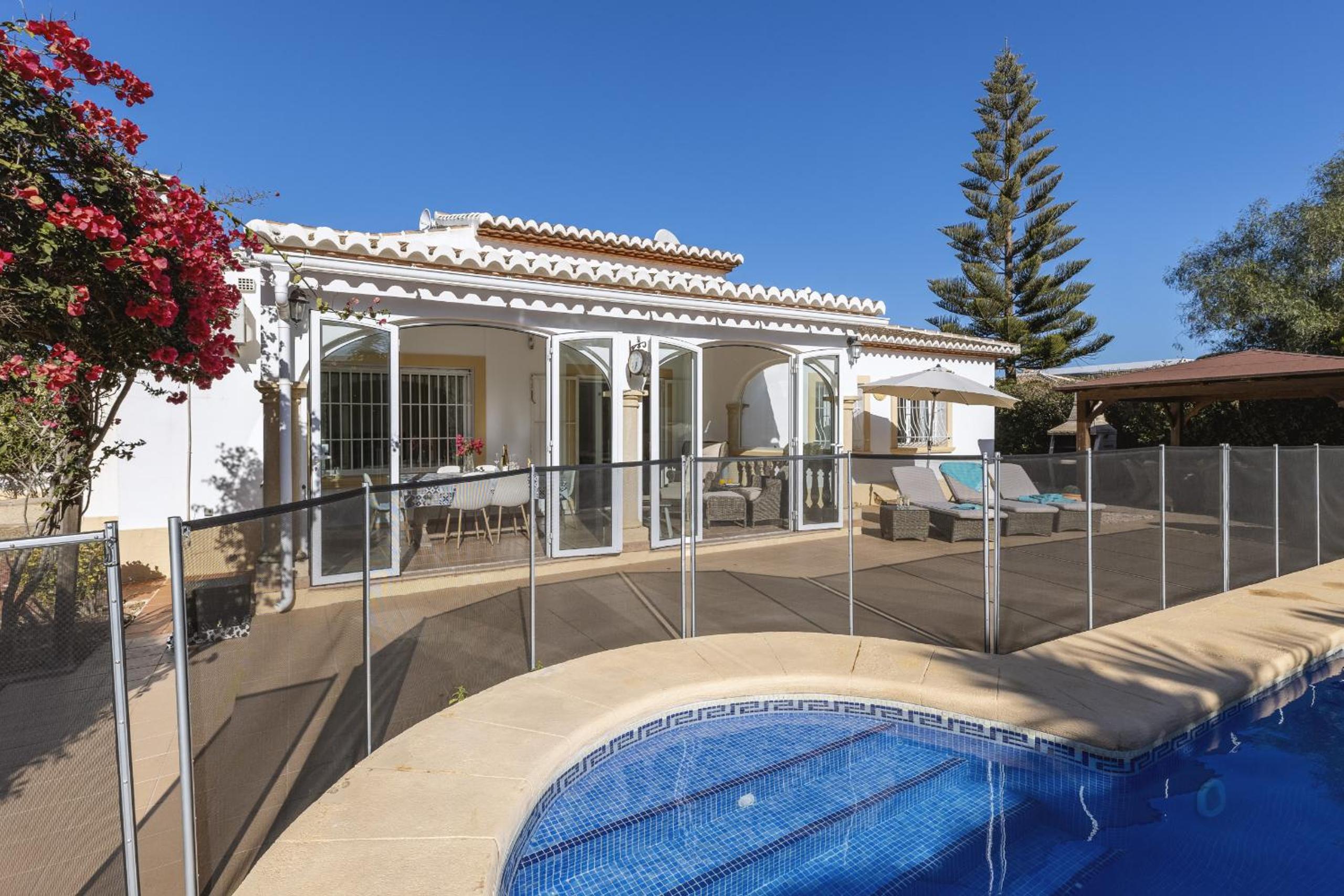 Casa Mitra