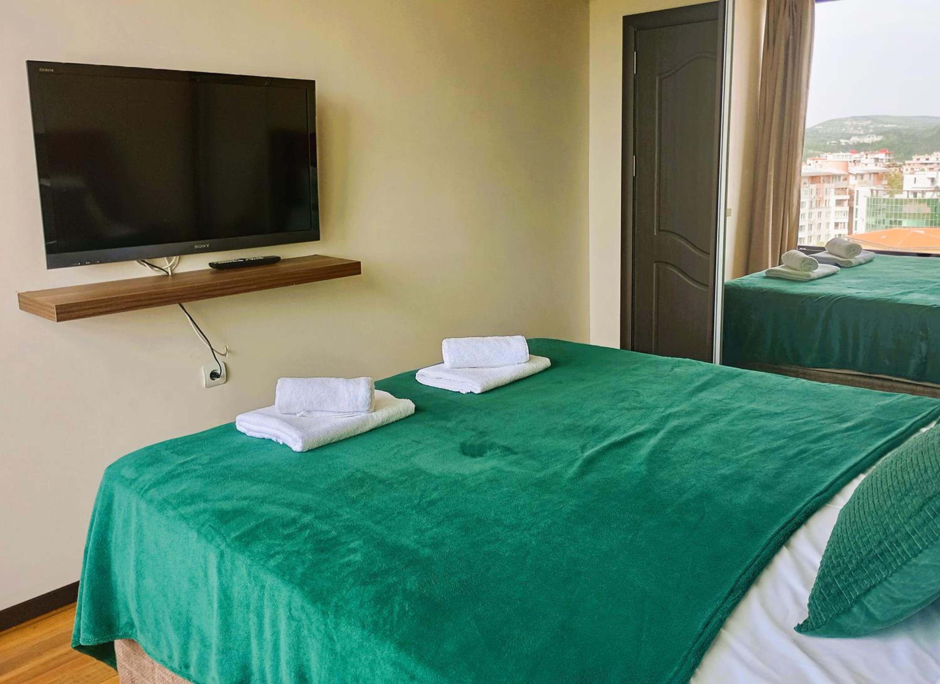 Tarnovo Studios City Center