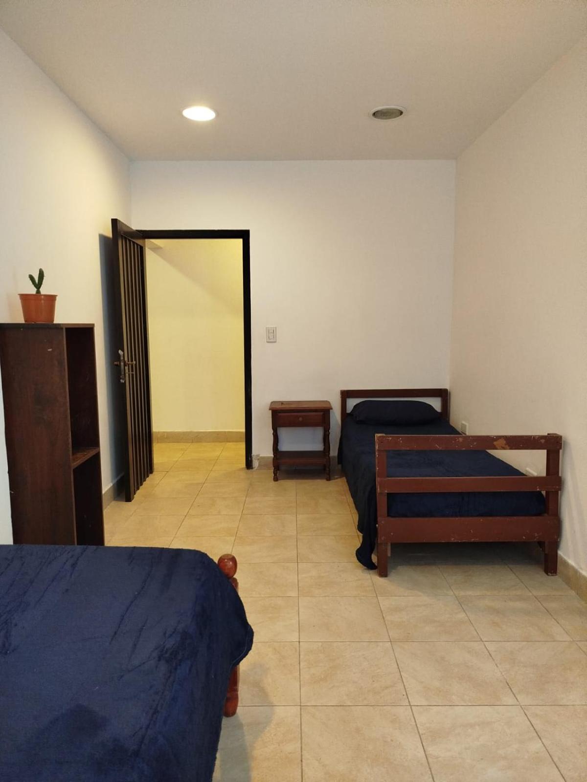 Hostel Custom