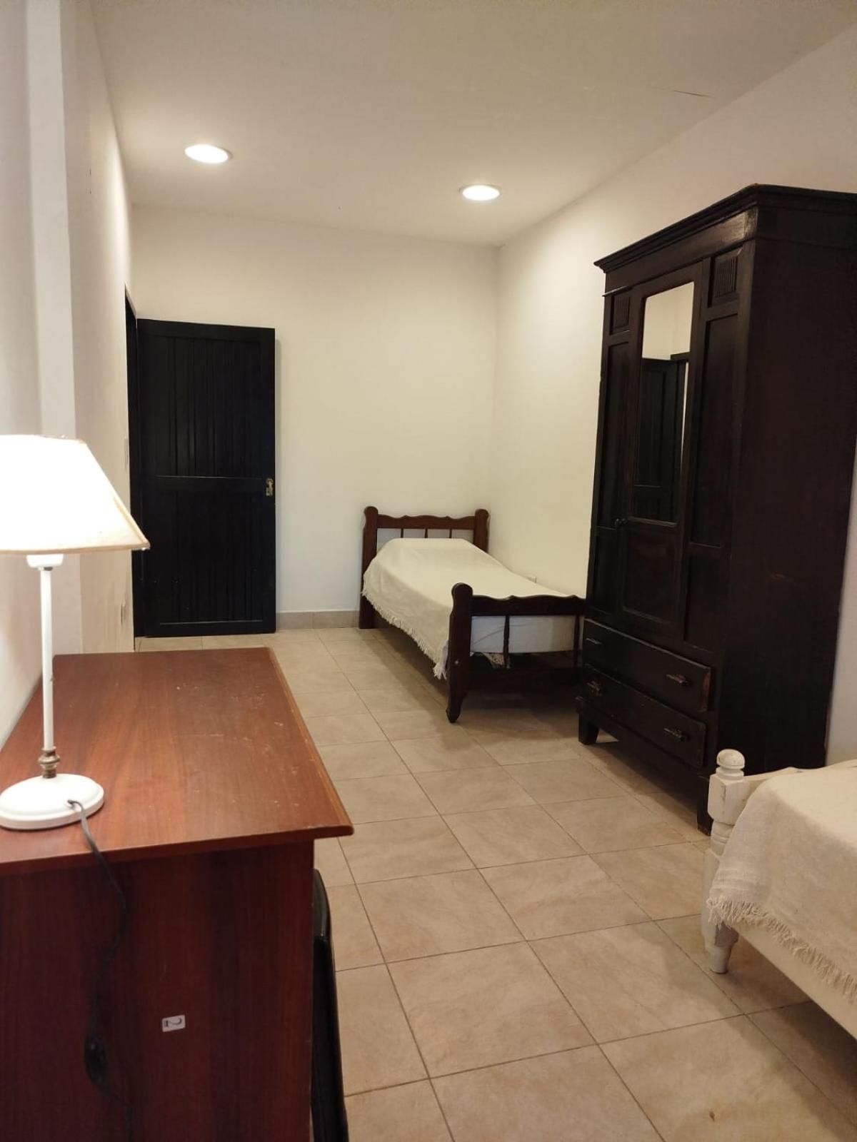 Hostel Custom