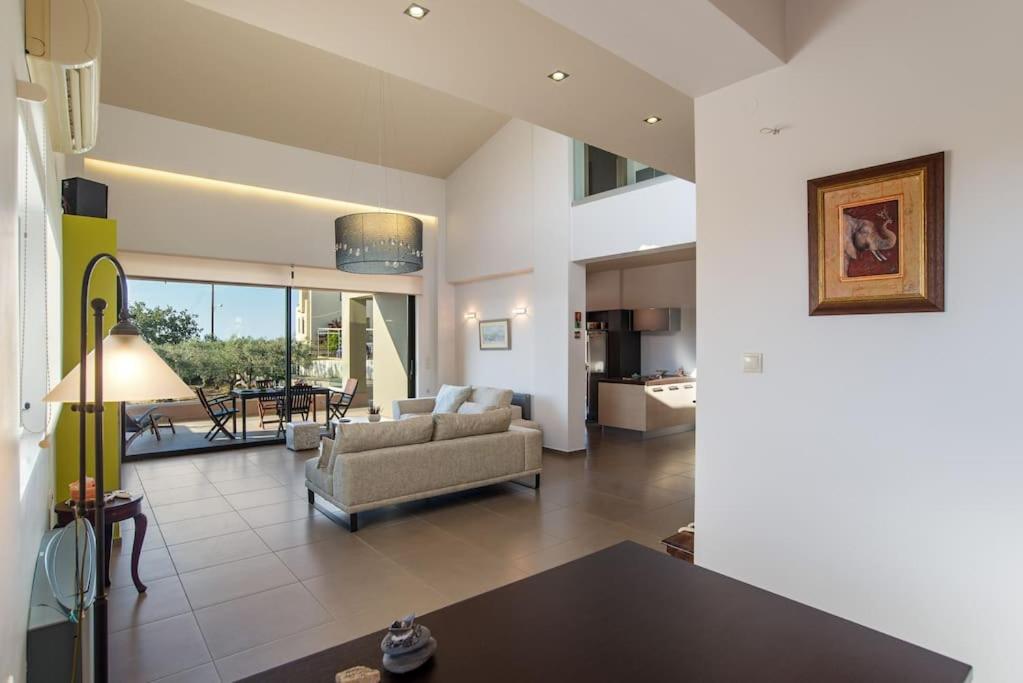 Dream's House - Villa with Pool & Stunning Views