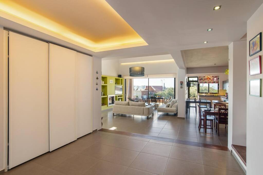 Dream's House - Villa with Pool & Stunning Views