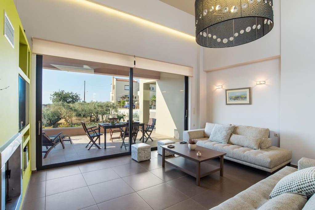 Dream's House - Villa with Pool & Stunning Views