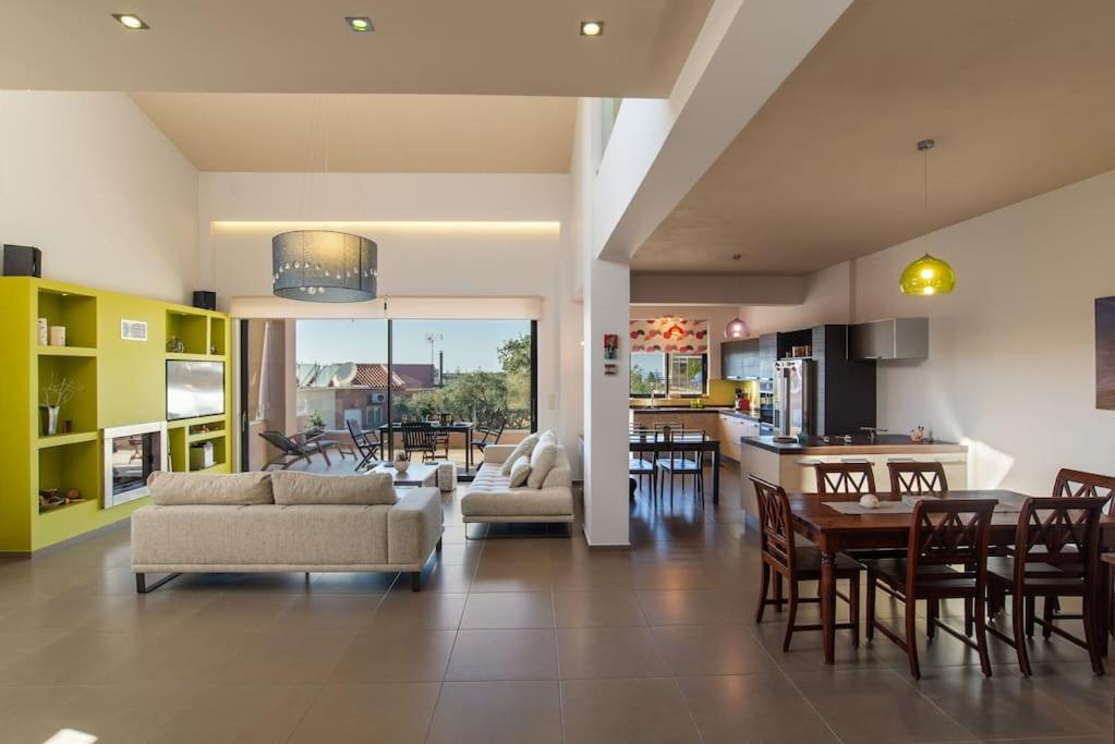 Dream's House - Villa with Pool & Stunning Views