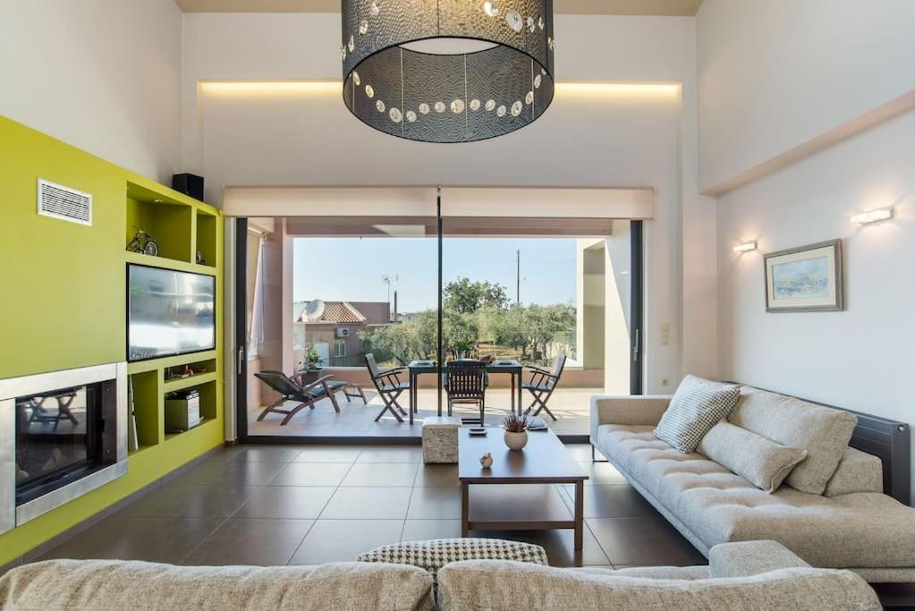 Dream's House - Villa with Pool & Stunning Views