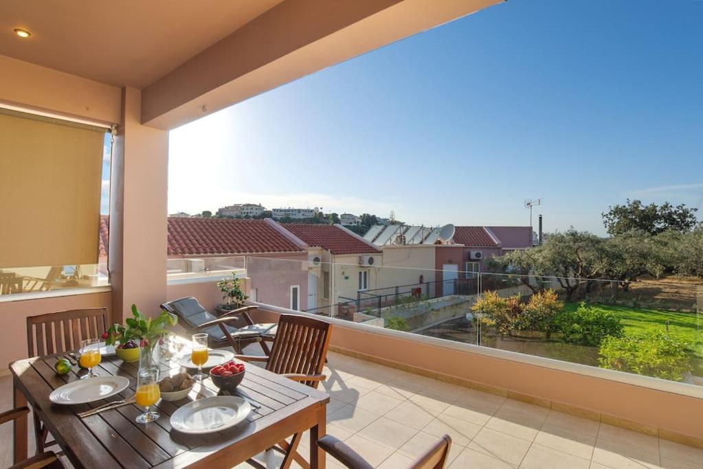 Dream's House - Villa with Pool & Stunning Views