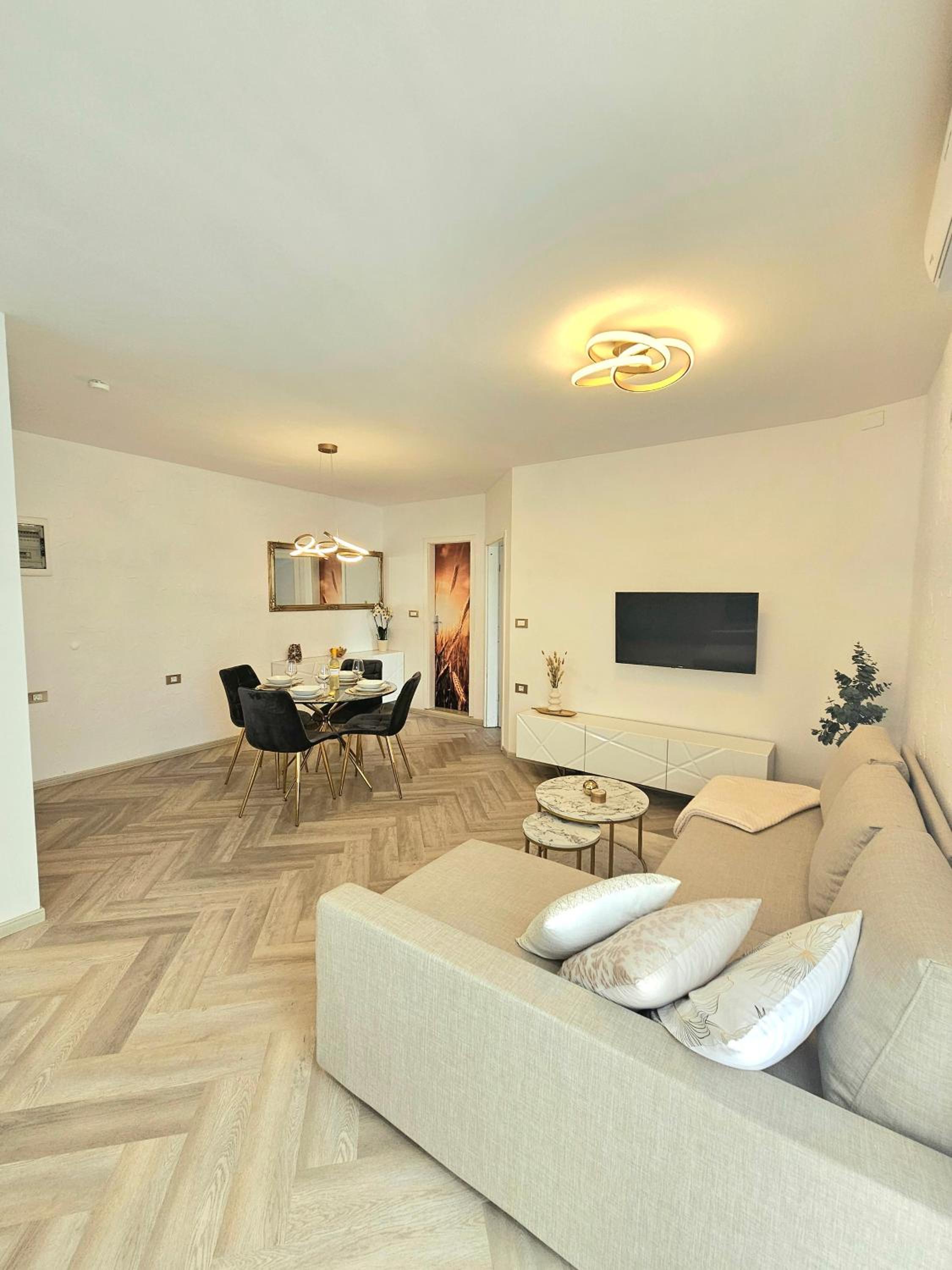 KinS Apartment