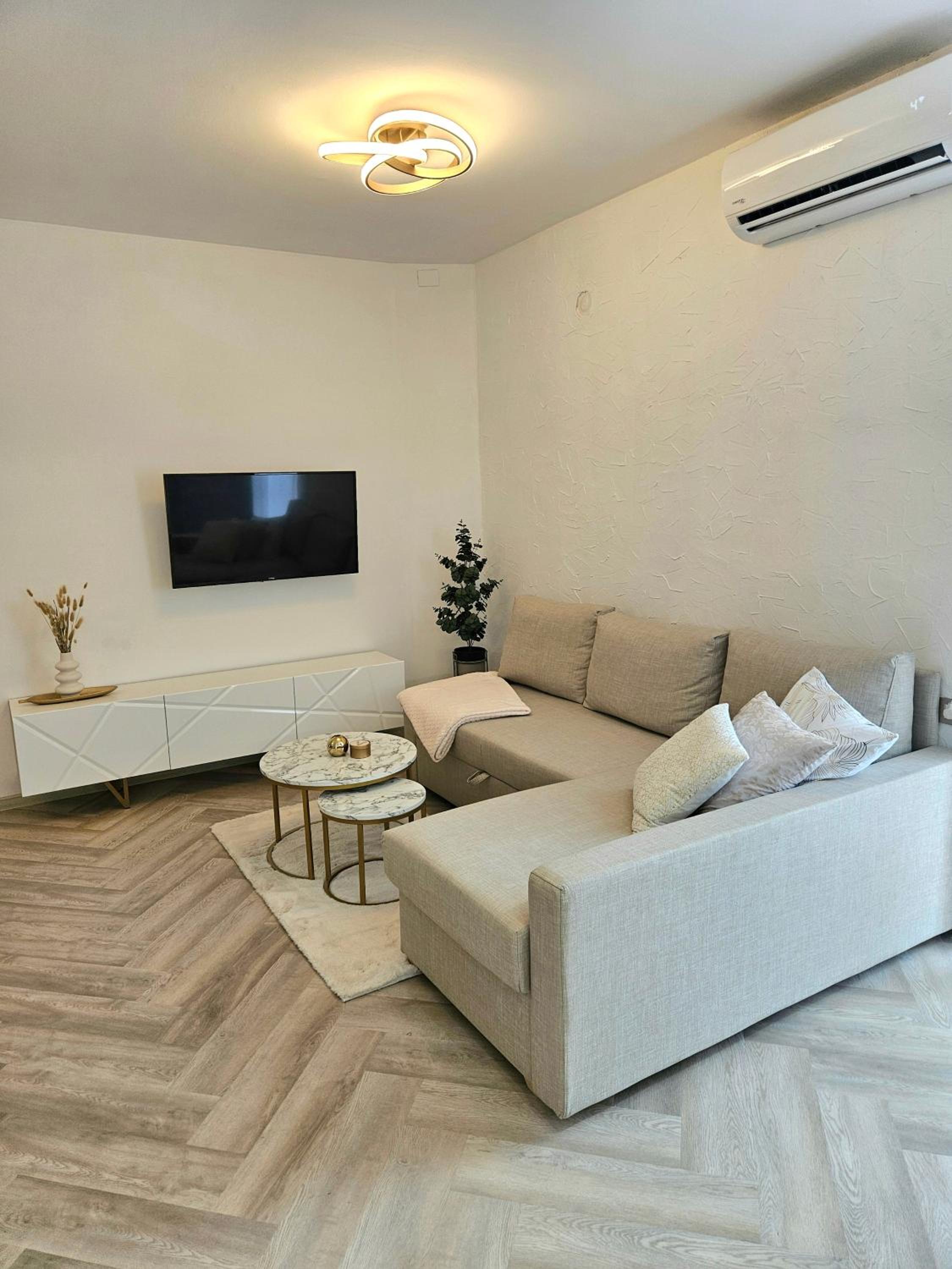 KinS Apartment