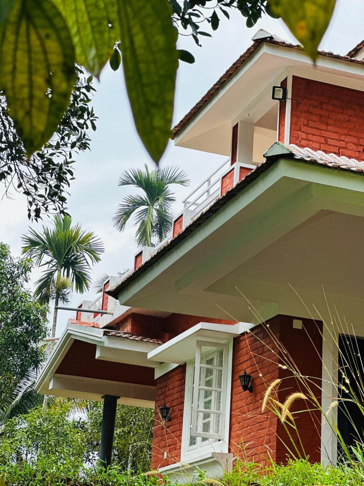 Churuli Bungalow