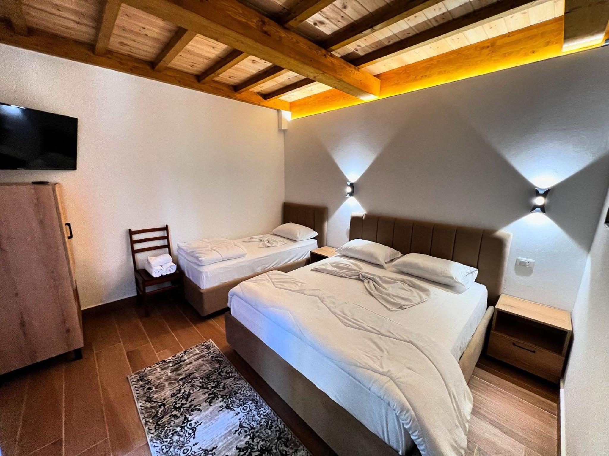Guesthouse Alberti Llogara