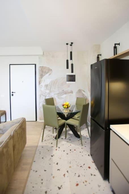 Taushani Apartment, Vlore