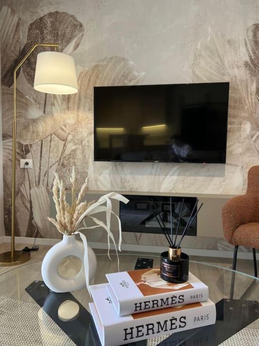 Taushani Apartment, Vlore