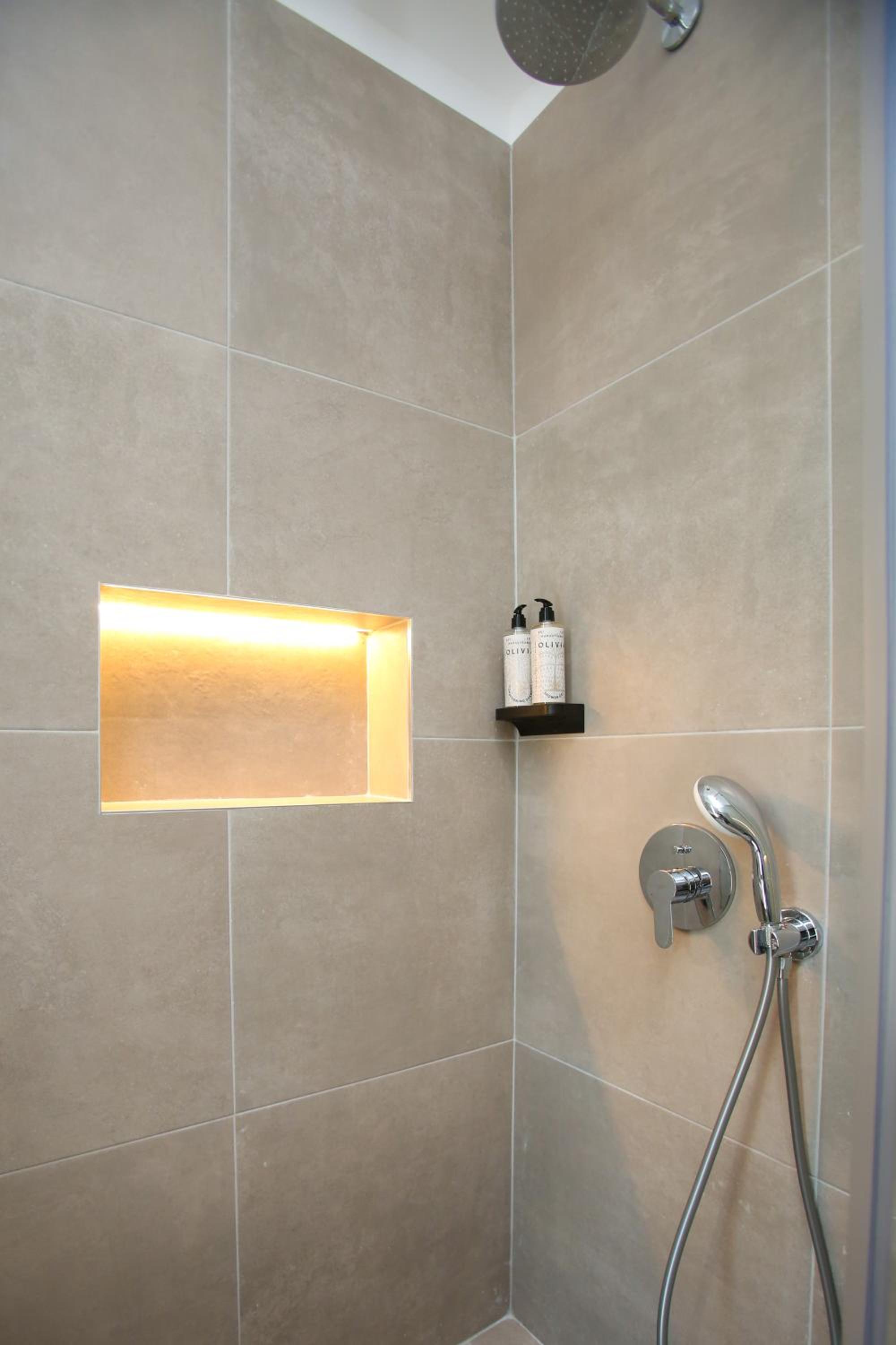 Taushani Apartment, Vlore