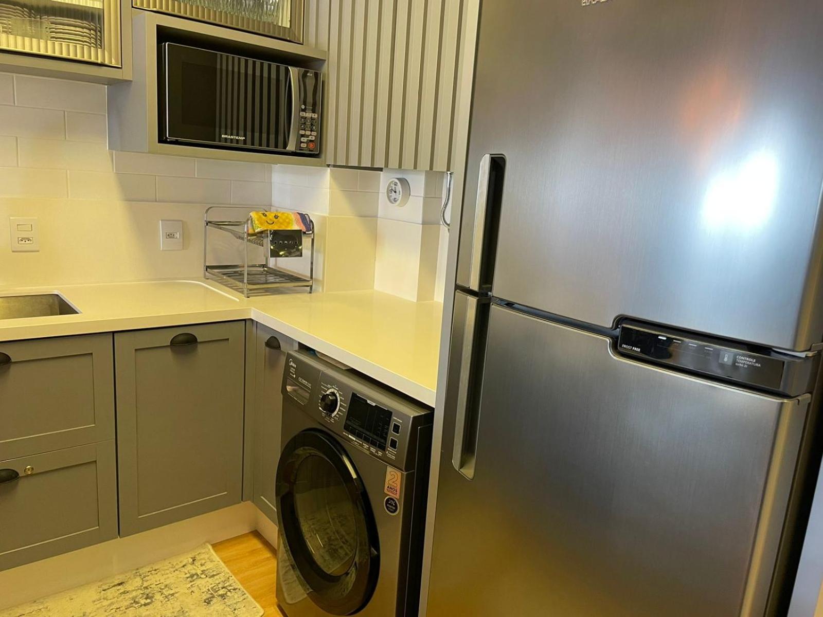 cód 130 - Excelente apartamento amplo e decorado.