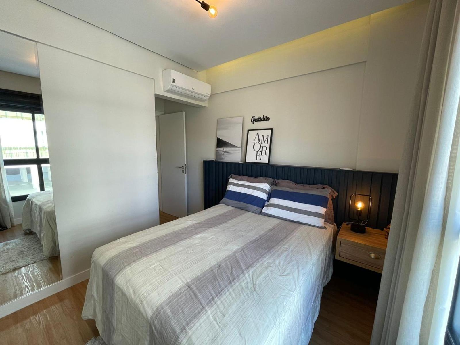 cód 130 - Excelente apartamento amplo e decorado.
