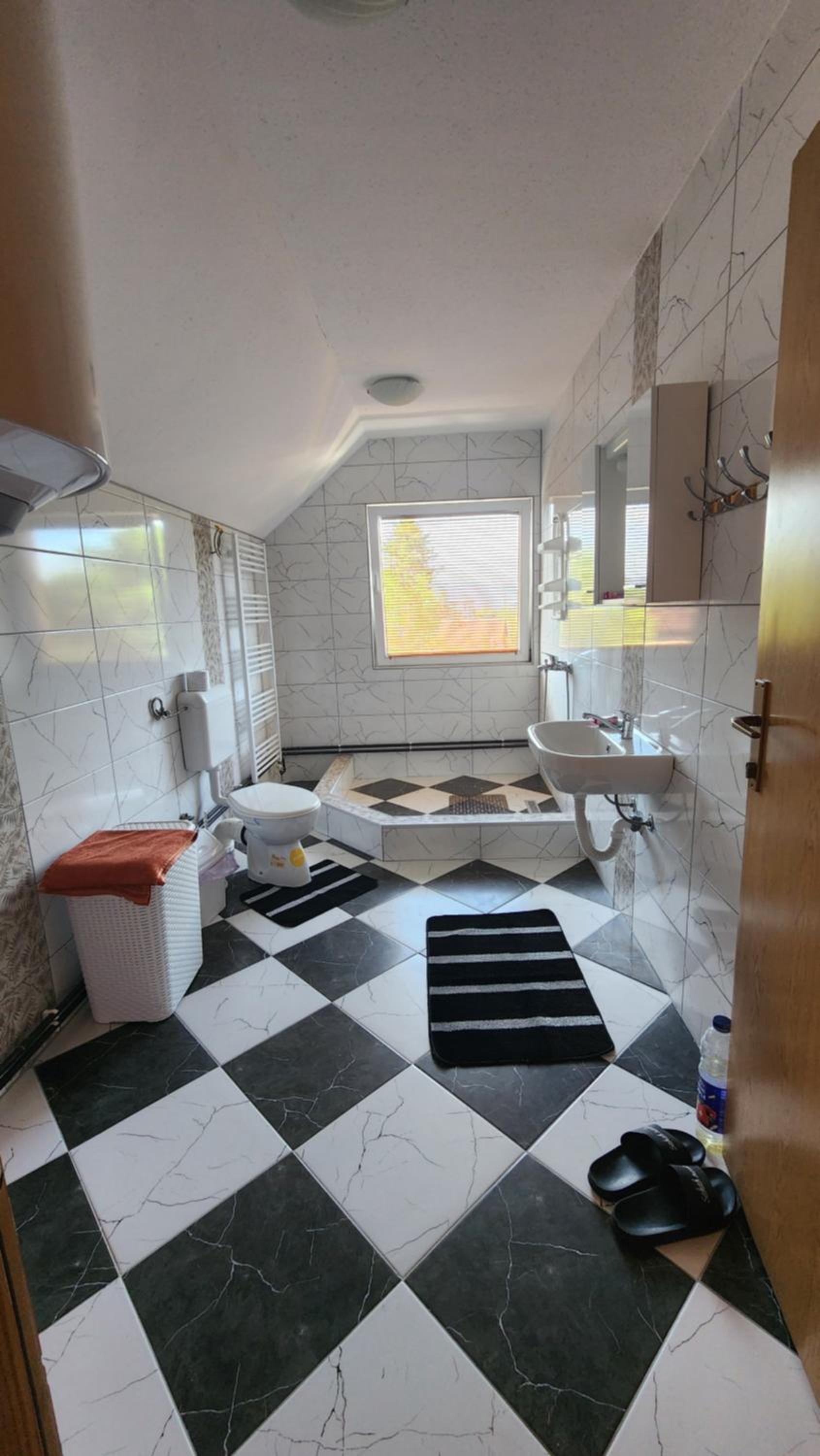 Apartmani Lavirint Ravne
