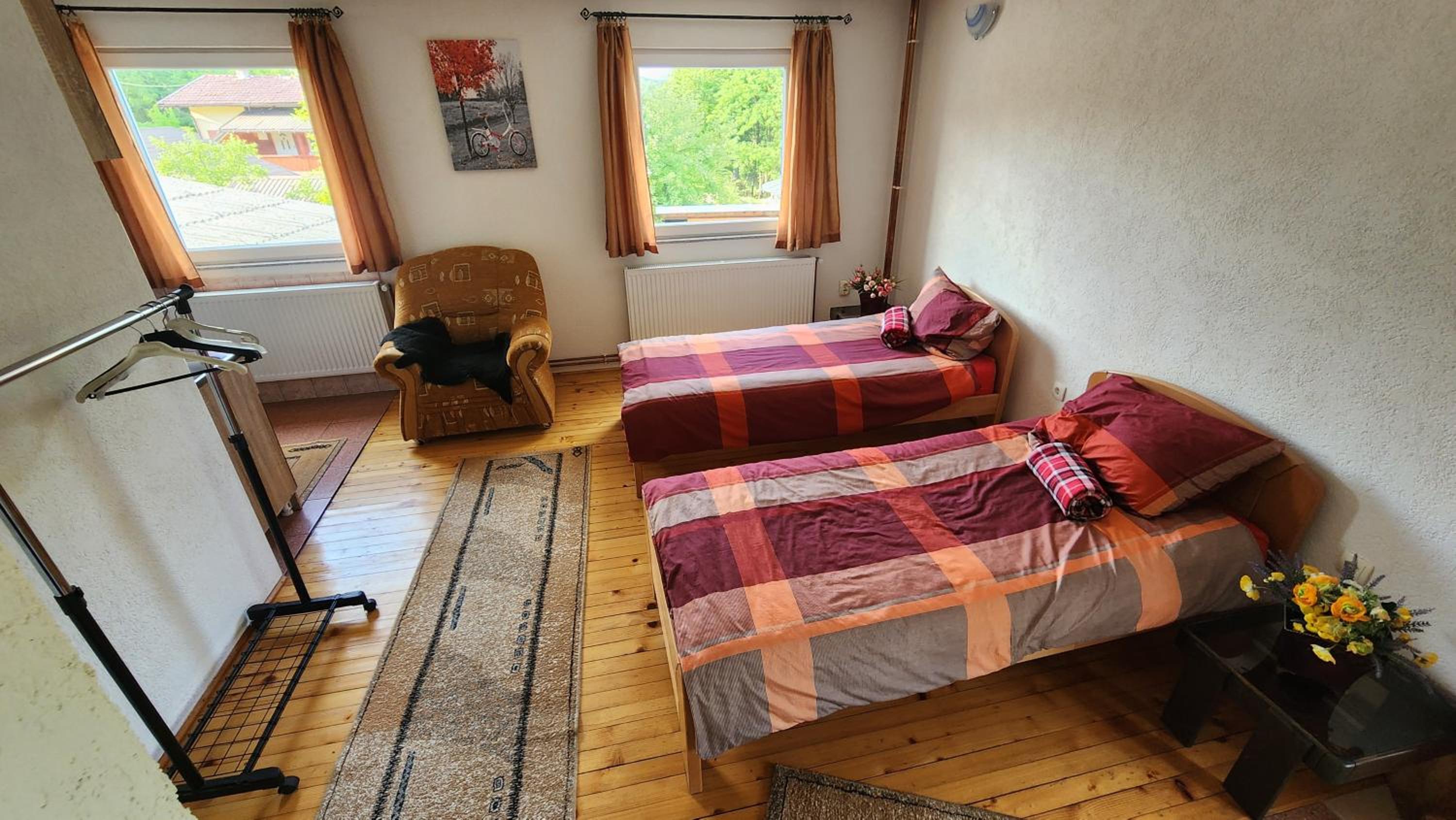 Apartmani Lavirint Ravne