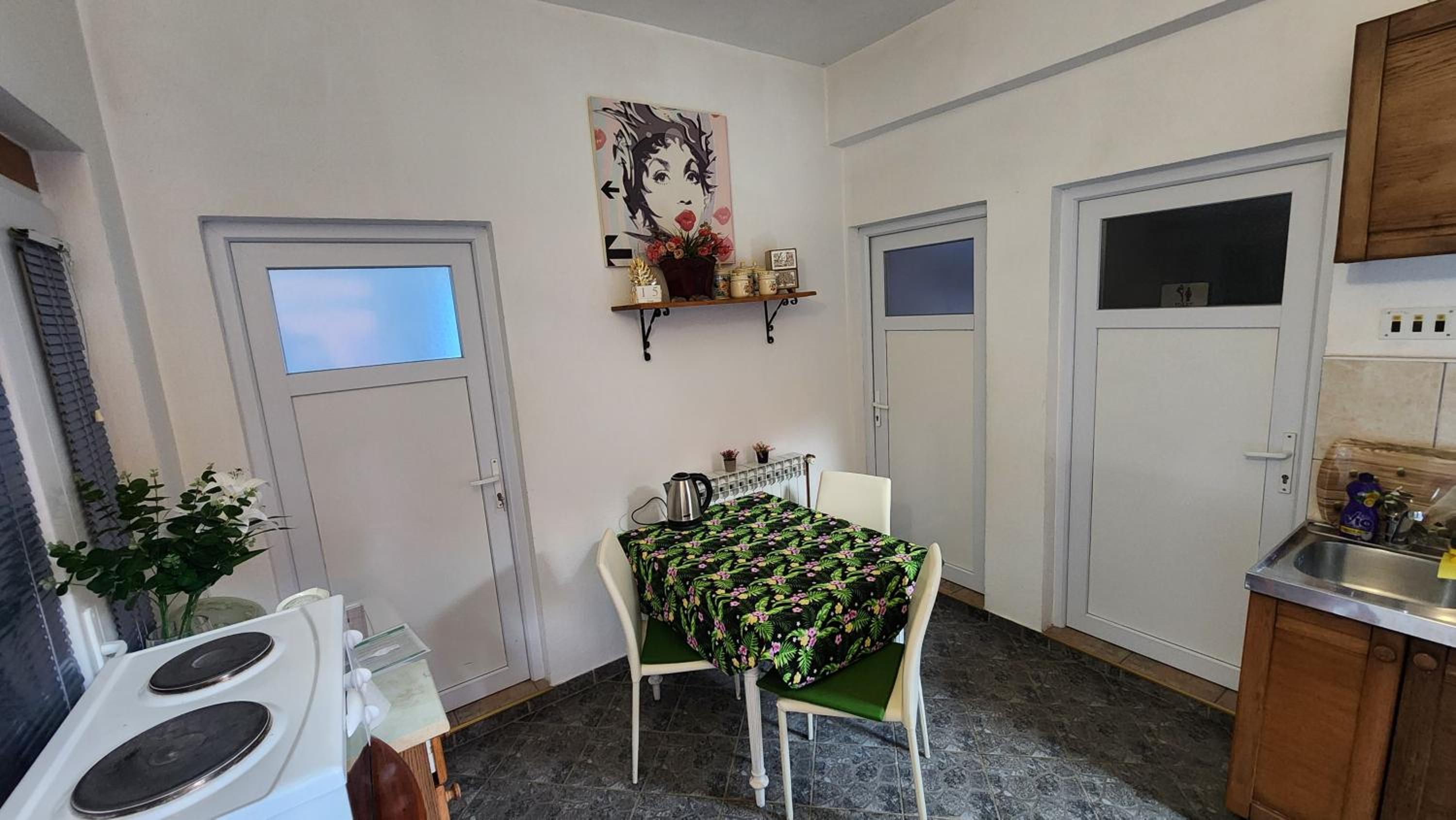 Apartmani Lavirint Ravne