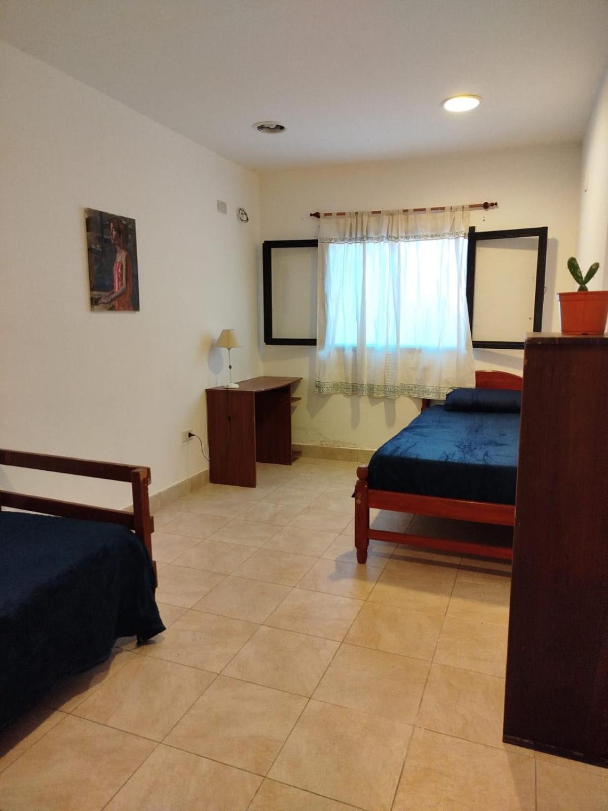 Hostel Custom