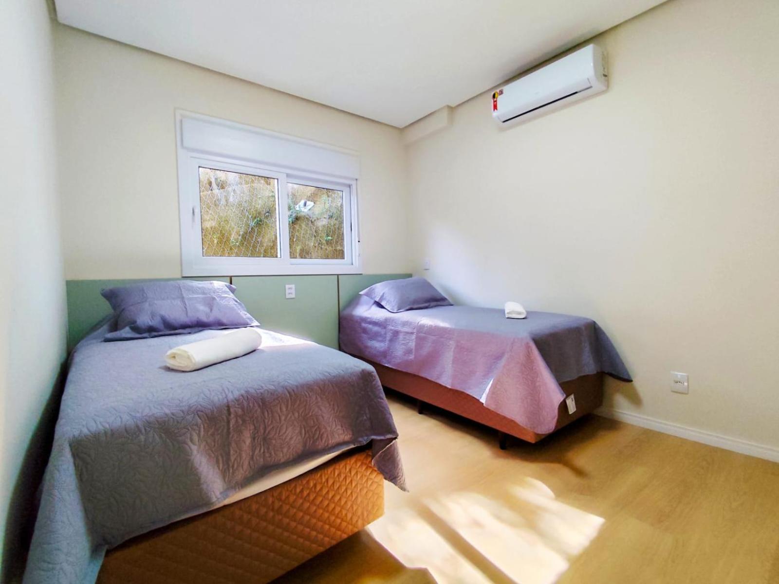 Belíssimo apartarmento em Gramado - Ótima Lacalização