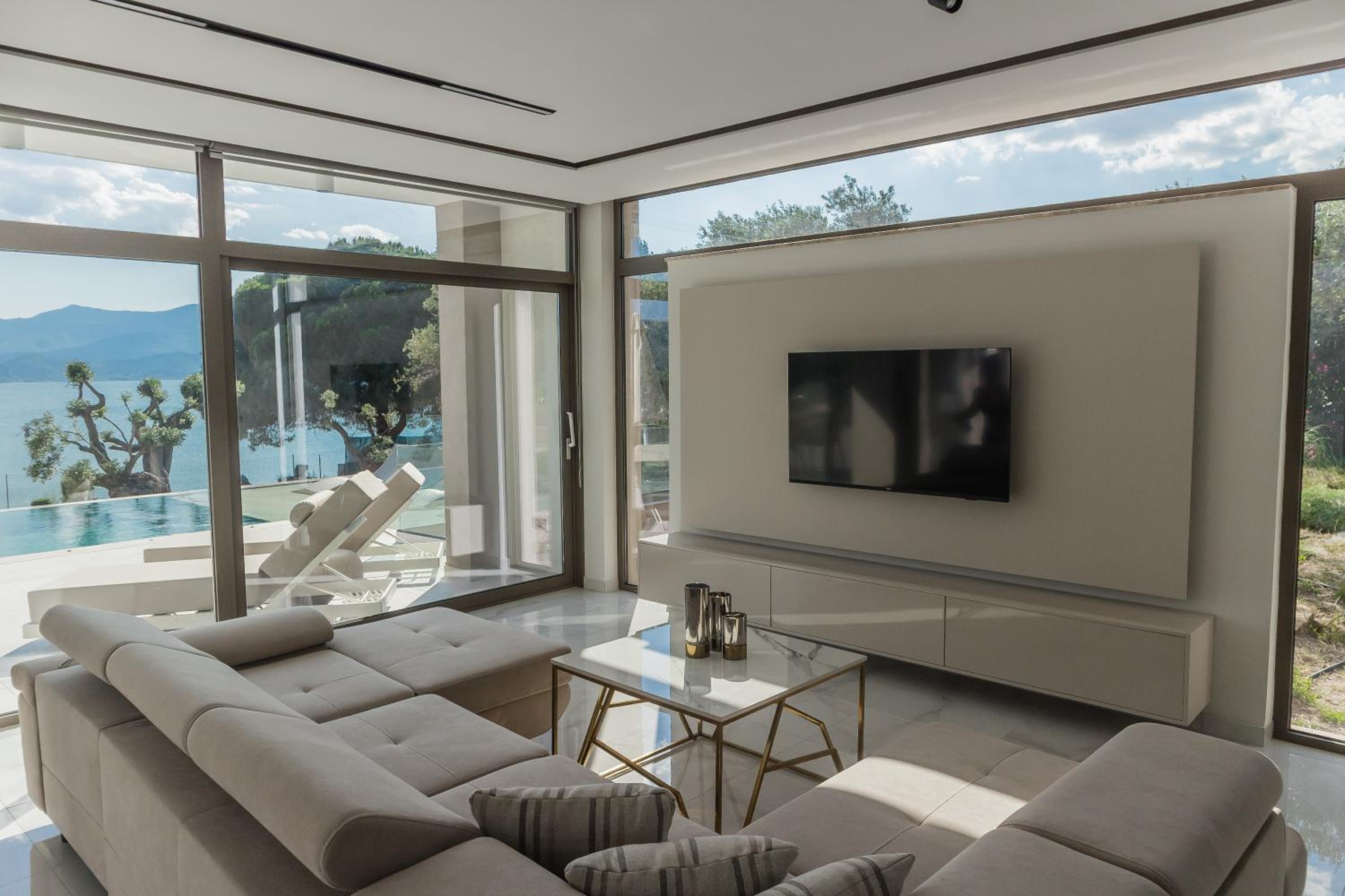 Presidential Beach Villa