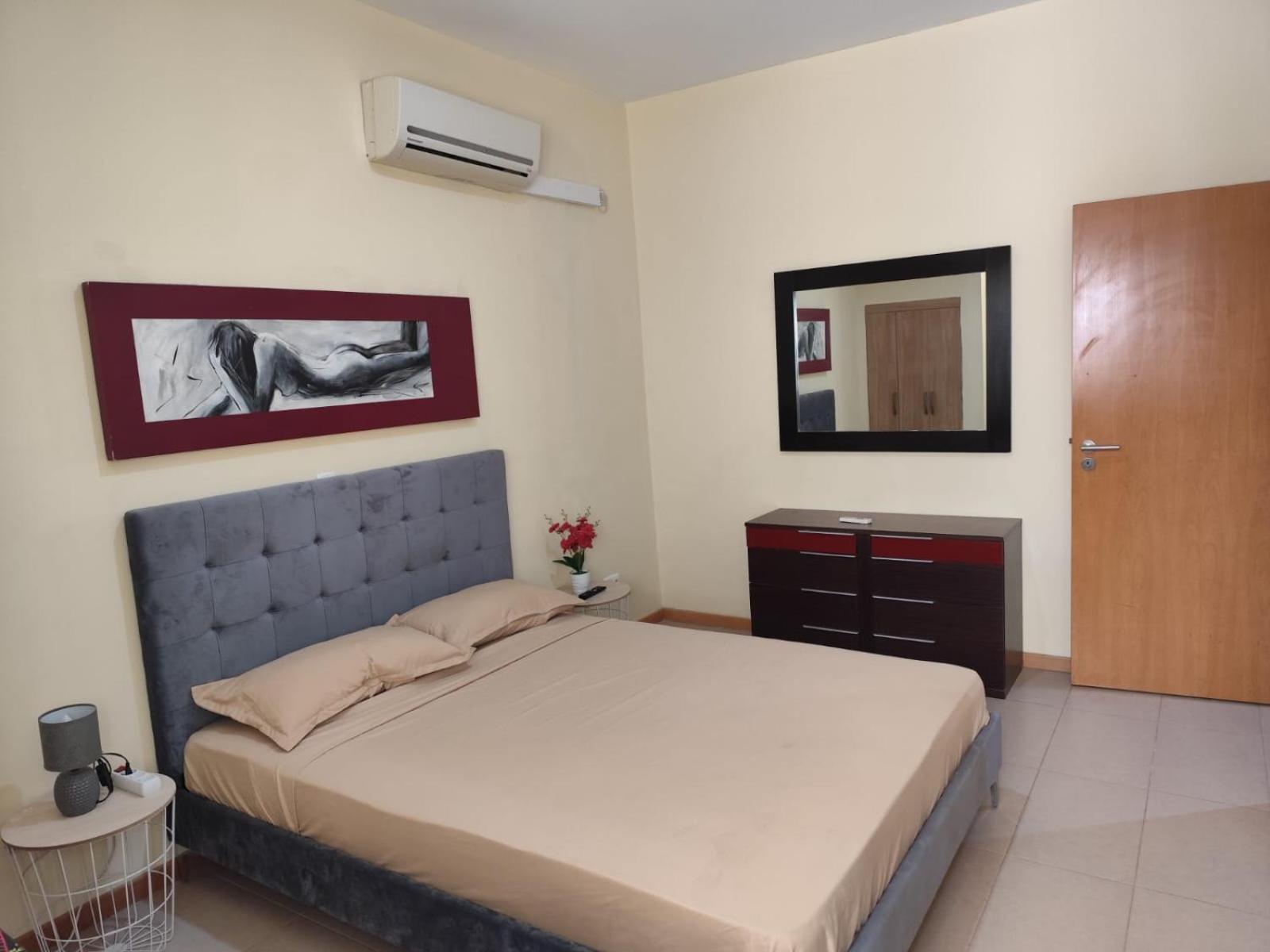 Sunset Apartment