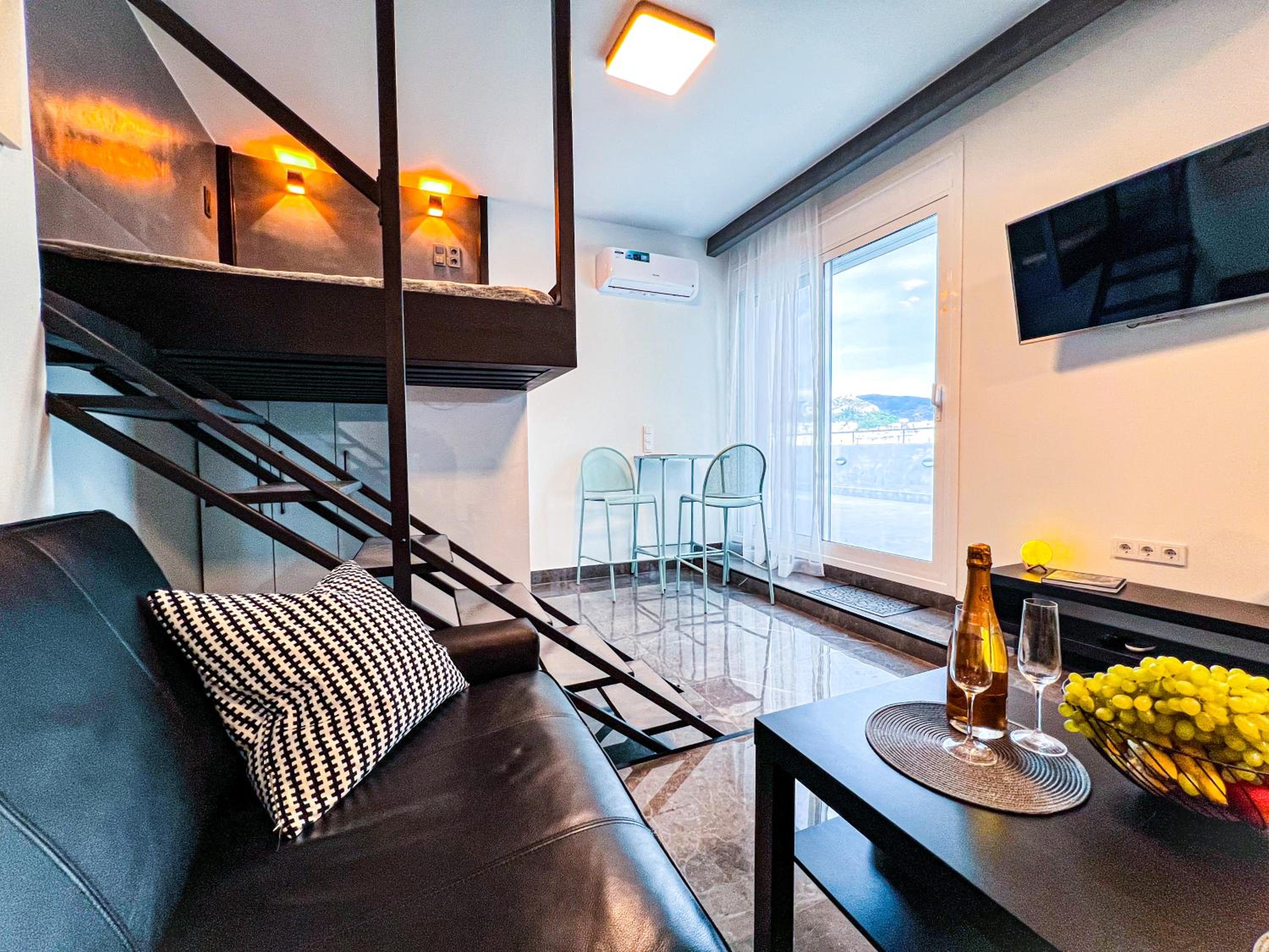 Smart-Stay Acropolis View