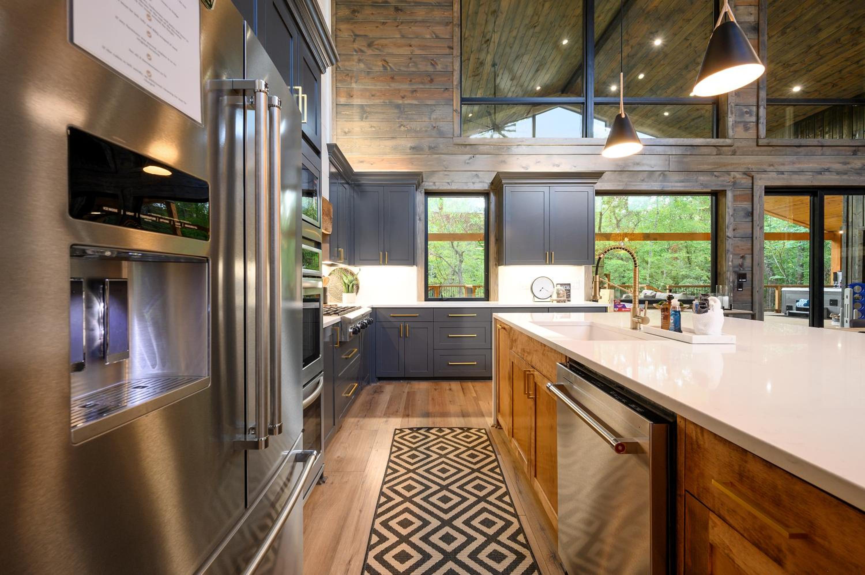 On Creek! HUGE Deck- Elegant Luxury! Sleeps 15 view 3