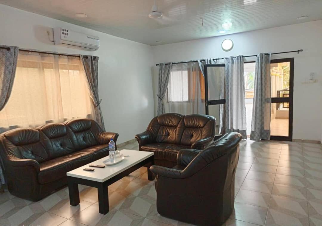 Spacieux appartement à l'étage avec bonne aération view 2