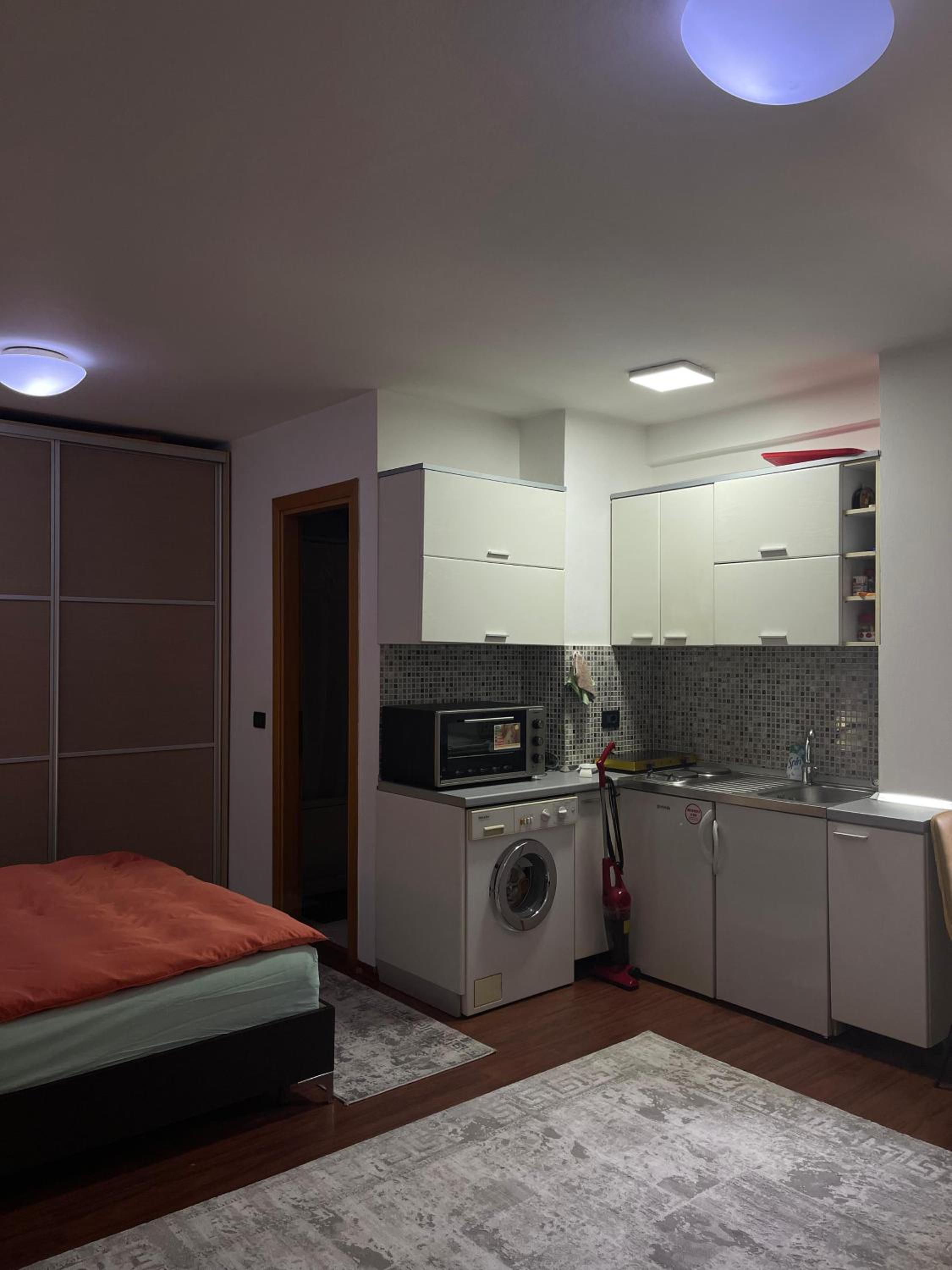 Sky Center Apartment